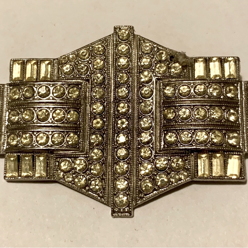 Art Deco Pot Metal silvertone Rhinestone brooch pin